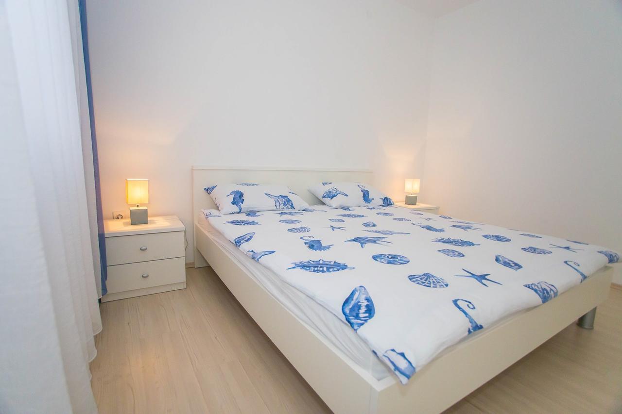 Apartment Aldo II Porec Esterno foto